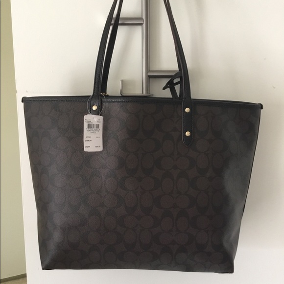 🌷Coach Reversible City Tote In Signature NWT. - Picture 7 of 8